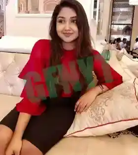 Attractive Call Girls Poonam Offering Best Enjoyment
