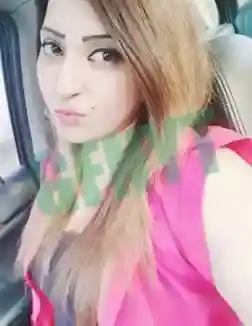 Stunning Hotel Call Girl Seeking Male Guest
